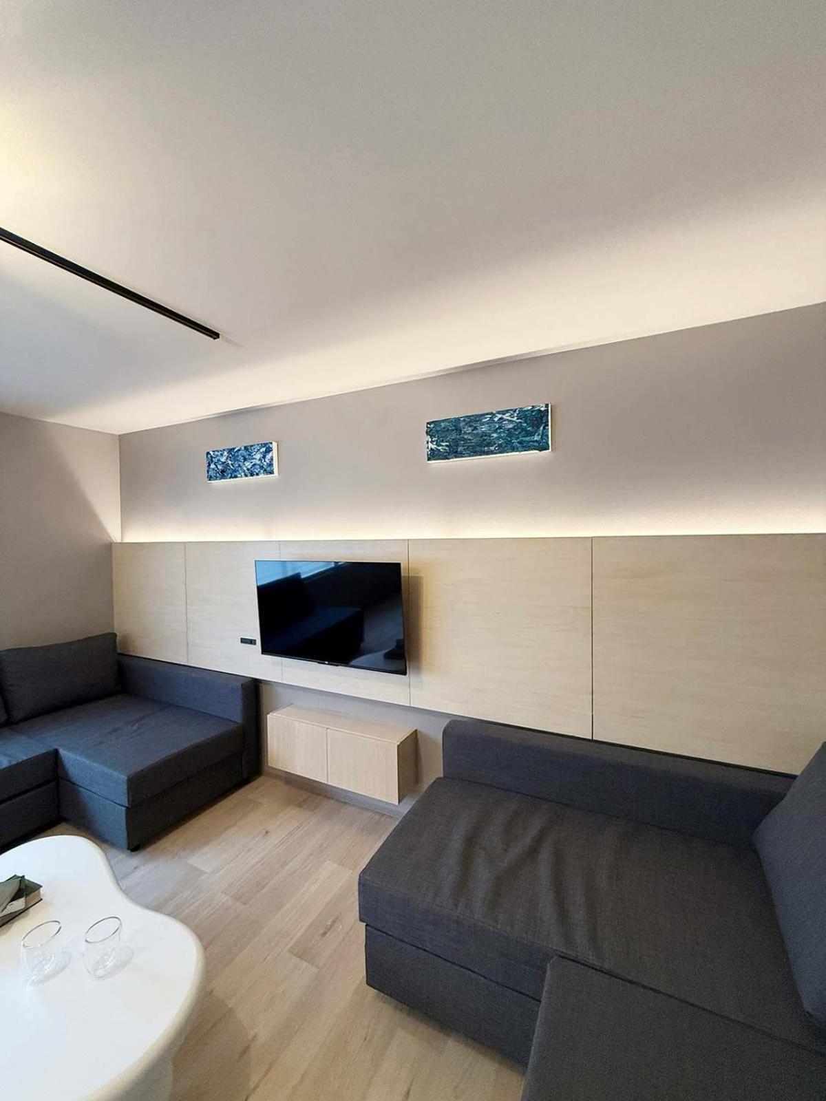 Reno Bld - Modern 2-story Near Peace Park Sleeps 10 Appartamento *